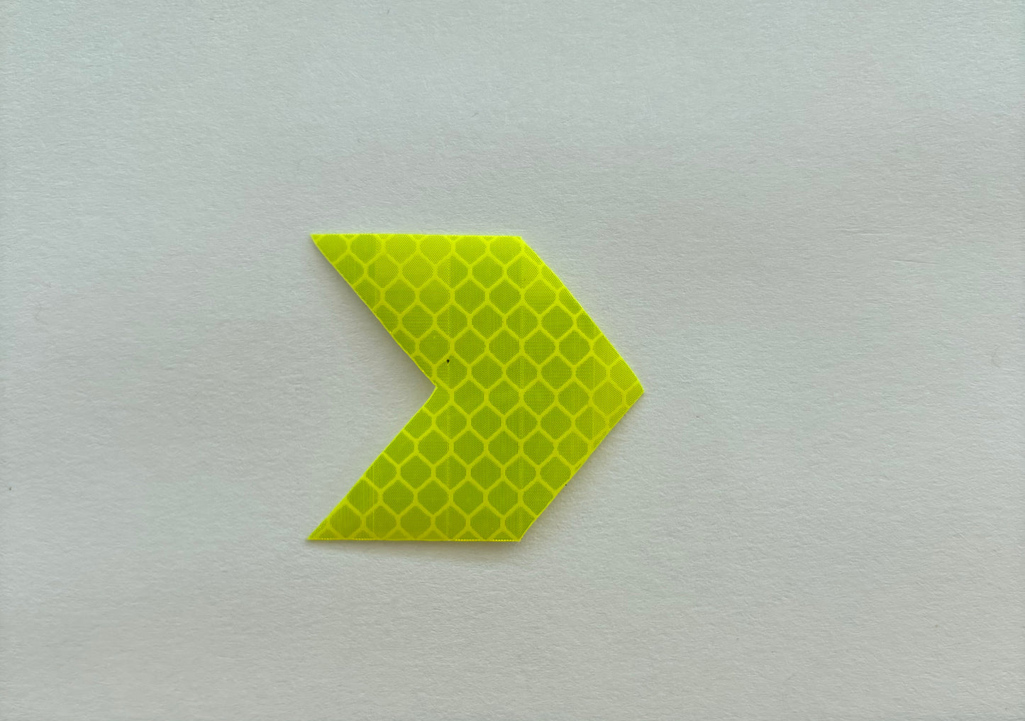 Reflektierender Pfeil-Aufkleber in leuchtgelb, 4x4cm (1stk)