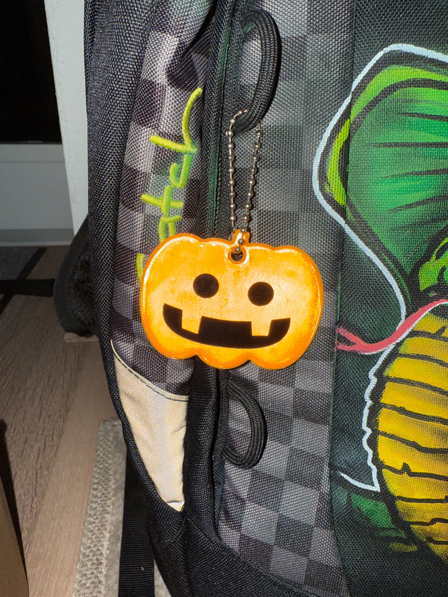 Reflektierender Kürbis-Anhänger, Farbe zufällig, 6x5cm (1stk)