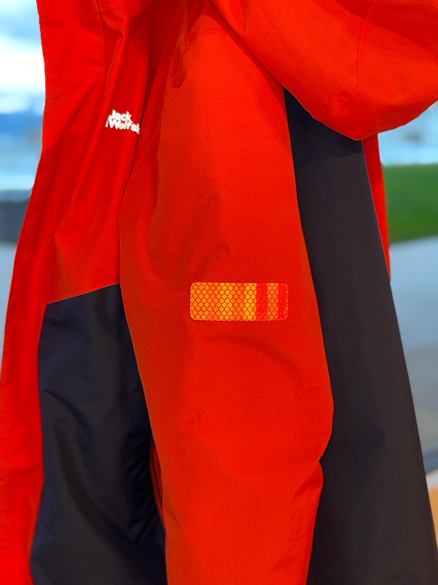 Rechteckiger Reflektor-Aufkleber in rot, 3cm x 8cm (1stk)