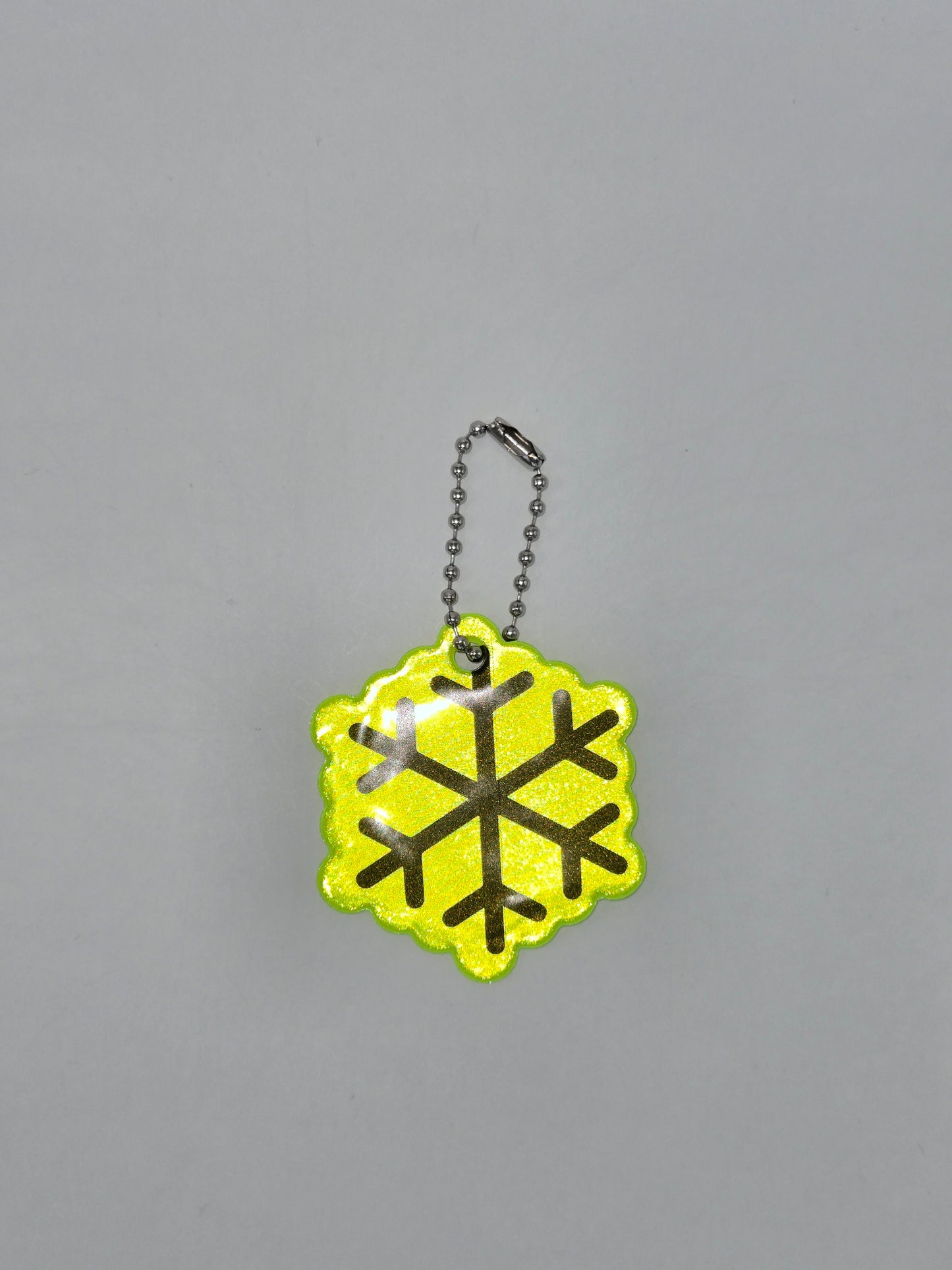 Reflektierender Schneeflocken-Anhänger in Leuchtgelb, 4.5cm 4.5cm (1stk)