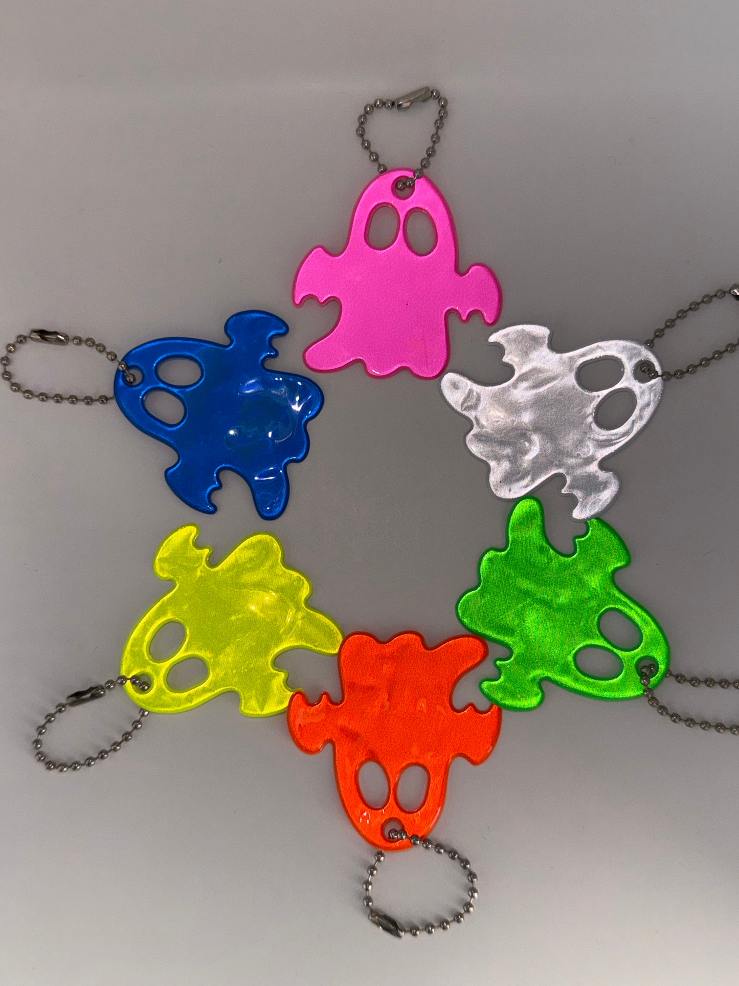 Reflektierender Geist-Anhänger im 5er Set, 5.7cm x 5.8cm